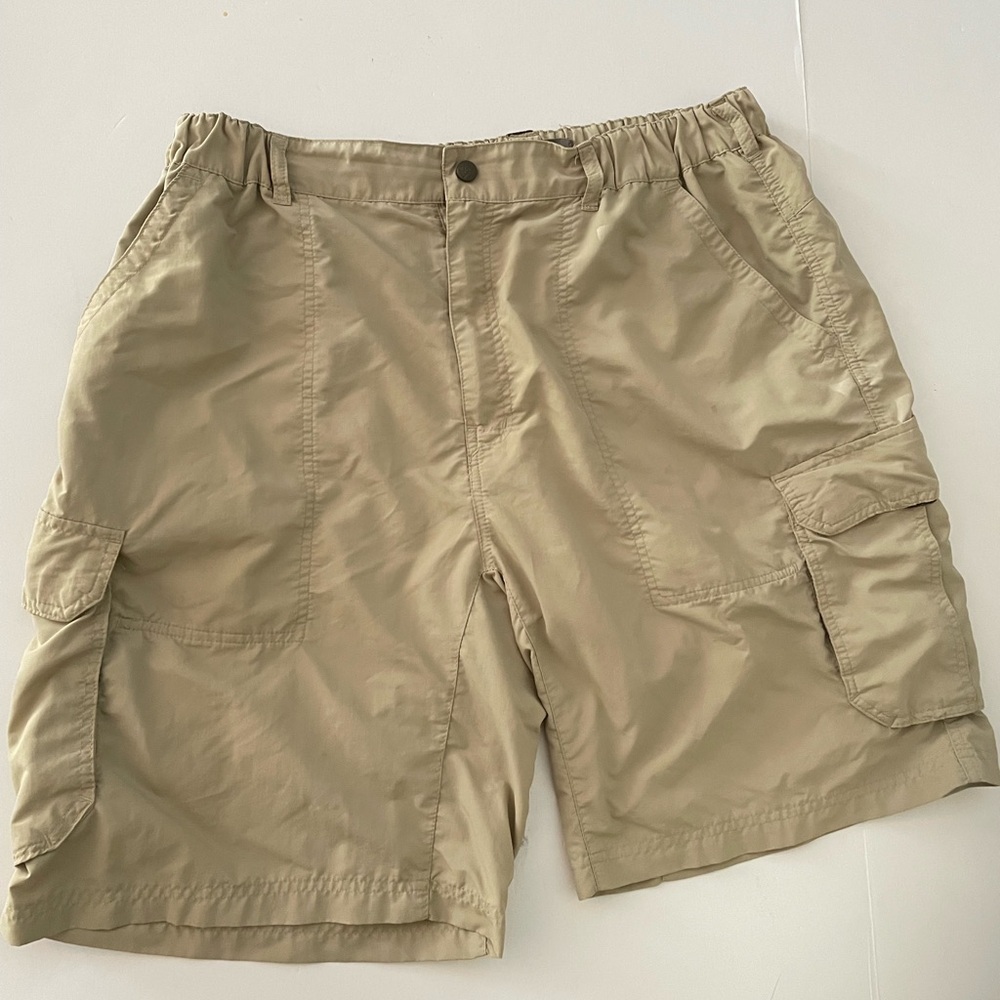 REI Tan Cargo Shorts with Elastic Waistband Size XL